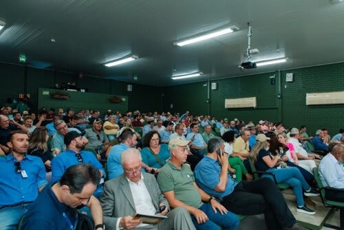 Público prestigiou encontro sobre trigo. Foto Choks/Divulgação.