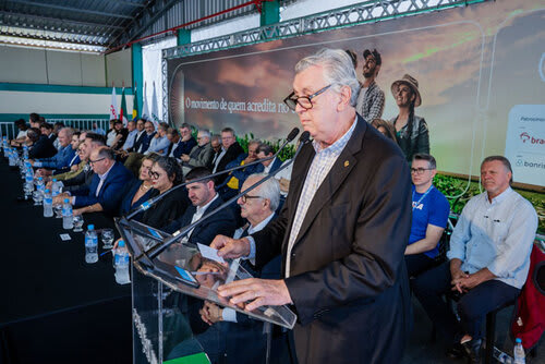 Senador Luis Carlos Heinze reforçou a necessidade de uma solução conjunta em prol do agronegócio