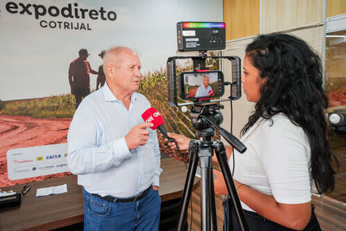 Estar disponível para atender a imprensa faz parte das atribuições do presidente