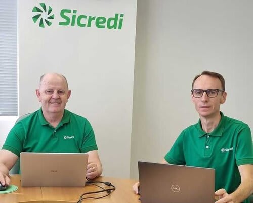 Os anfitriões Gervásio Jorge Diel, presidente da Sicredi Cooperação, e Nélio Heller, Diretor Executivo da Sicredi Cooperação