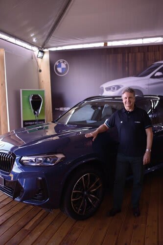 A venda da BMW X3 e X5 ultrapassaram as expectativas, e a espera por um modelo híbrido pode chegar a 45 dias. Foto Choks/Divulgação